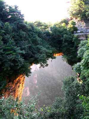 張家界、袁家界、天子山、武陵源二晚二日游